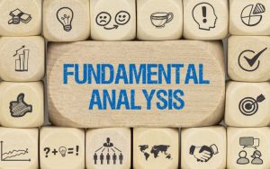 Fundamentale Analyse klein